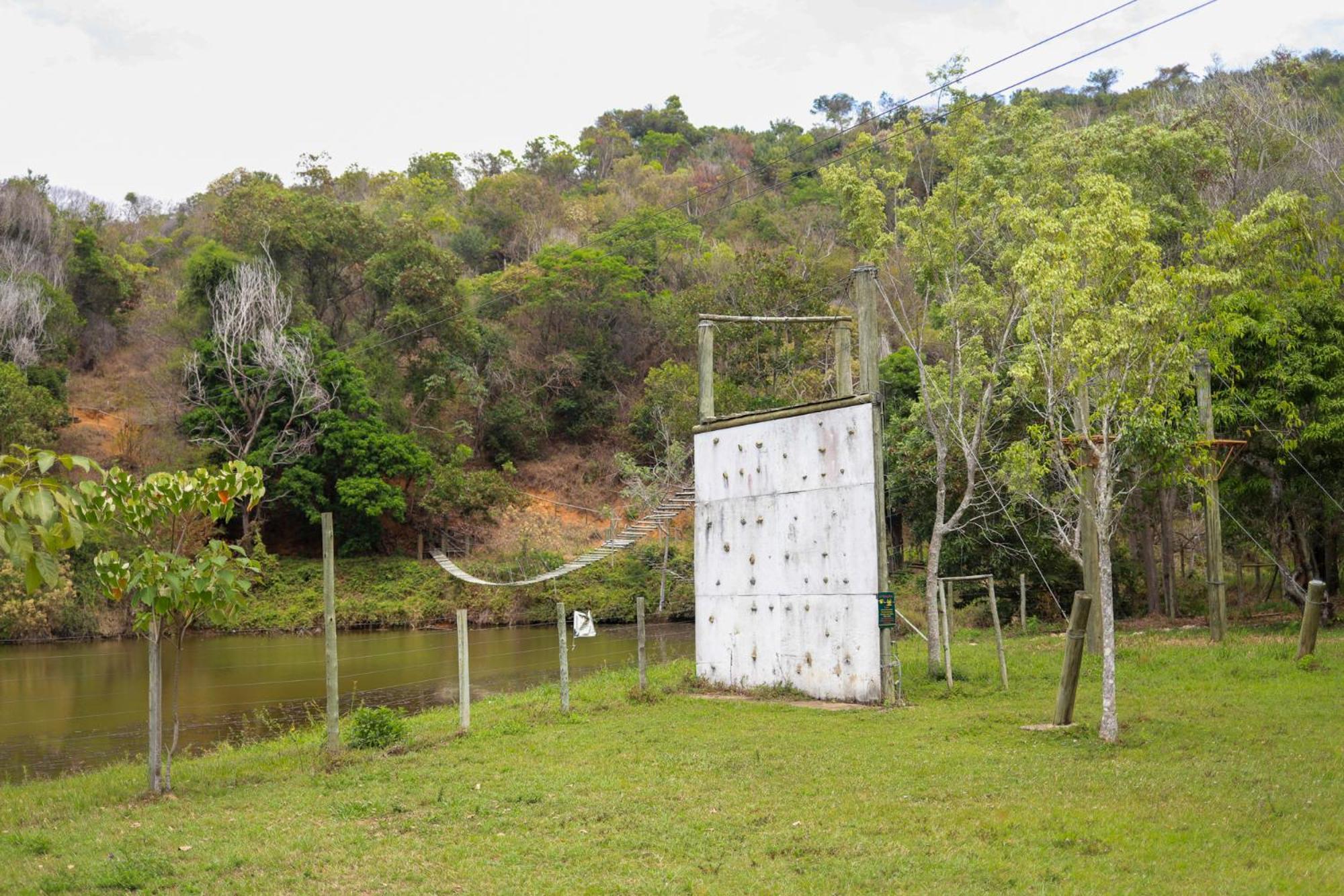 Vale Silvestre Eco Park Hotel Governador Valadares Exterior foto